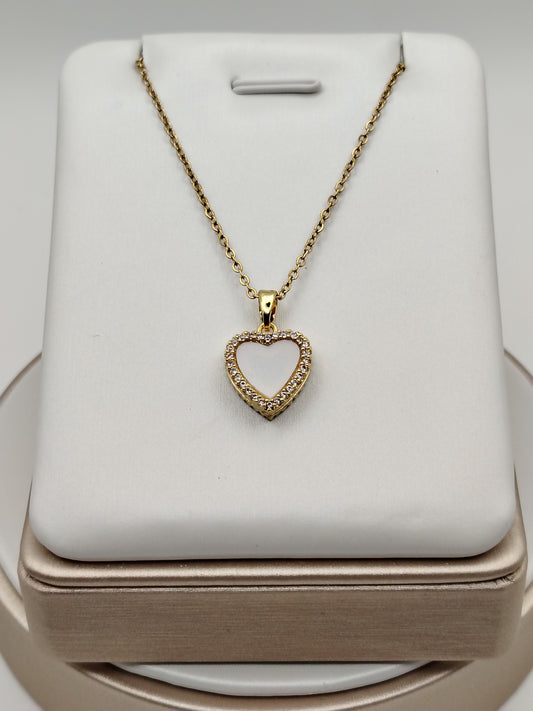 collier coeur noir et blanc